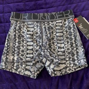 XS UNDER ARMOR SHORTS